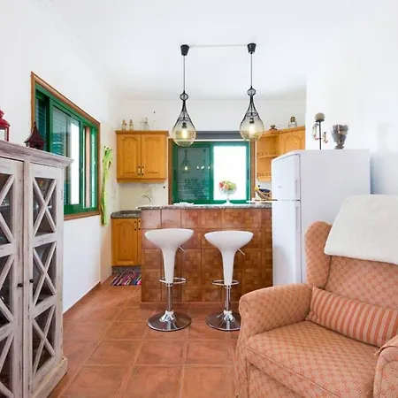 בית נופש 3 Bedrooms House With Sea View And Furnished Terrace At 4 Km Away From The